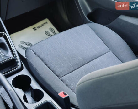 Черный Хендай Venue, объемом двигателя 1.6 л и пробегом 56 тыс. км за 12900 $, фото 58 на Automoto.ua