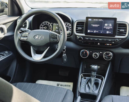 Черный Хендай Venue, объемом двигателя 1.6 л и пробегом 56 тыс. км за 12900 $, фото 55 на Automoto.ua