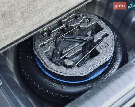 Черный Хендай Venue, объемом двигателя 1.6 л и пробегом 56 тыс. км за 12900 $, фото 46 на Automoto.ua