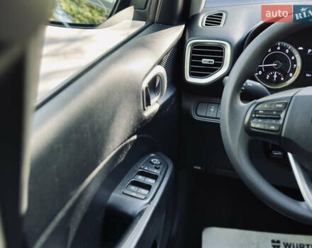 Черный Хендай Venue, объемом двигателя 1.6 л и пробегом 56 тыс. км за 12900 $, фото 57 на Automoto.ua