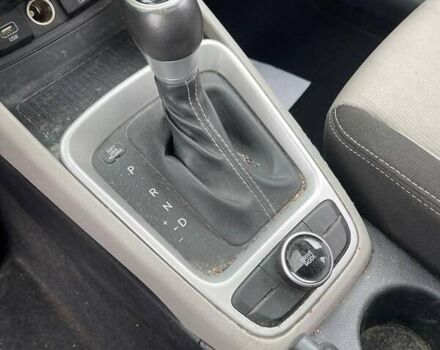 Черный Хендай Venue, объемом двигателя 1.6 л и пробегом 72 тыс. км за 10100 $, фото 16 на Automoto.ua