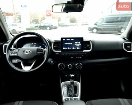 Чорний Хендай Venue, об'ємом двигуна 1.59 л та пробігом 10 тис. км за 18700 $, фото 41 на Automoto.ua