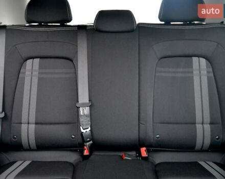 Чорний Хендай Venue, об'ємом двигуна 1.59 л та пробігом 10 тис. км за 18700 $, фото 108 на Automoto.ua