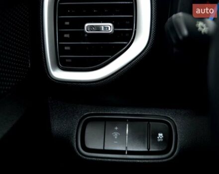 Чорний Хендай Venue, об'ємом двигуна 1.59 л та пробігом 10 тис. км за 18700 $, фото 40 на Automoto.ua