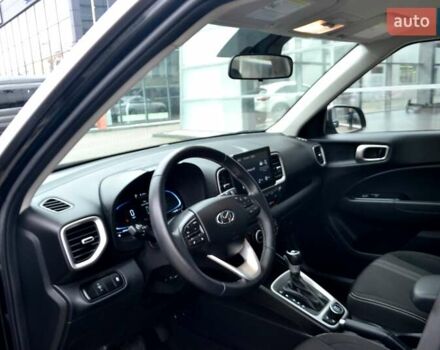Чорний Хендай Venue, об'ємом двигуна 1.59 л та пробігом 10 тис. км за 18700 $, фото 87 на Automoto.ua
