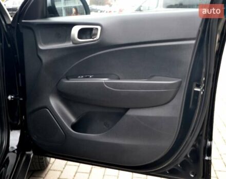 Чорний Хендай Venue, об'ємом двигуна 1.59 л та пробігом 10 тис. км за 18700 $, фото 95 на Automoto.ua