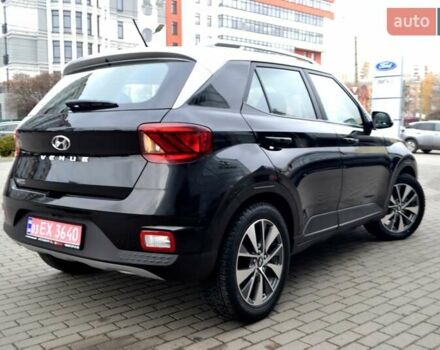 Чорний Хендай Venue, об'ємом двигуна 1.59 л та пробігом 10 тис. км за 18700 $, фото 109 на Automoto.ua