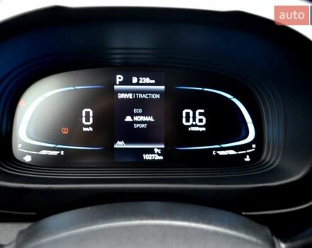 Чорний Хендай Venue, об'ємом двигуна 1.59 л та пробігом 10 тис. км за 18700 $, фото 62 на Automoto.ua