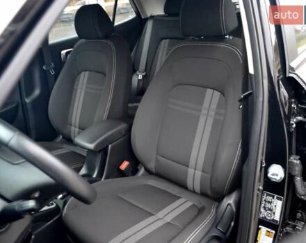 Чорний Хендай Venue, об'ємом двигуна 1.59 л та пробігом 10 тис. км за 18700 $, фото 45 на Automoto.ua