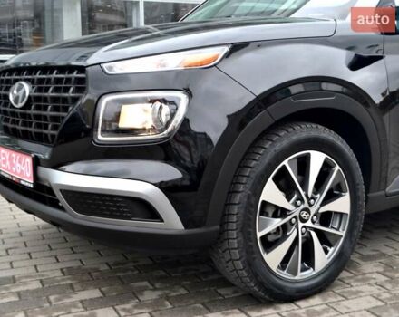 Чорний Хендай Venue, об'ємом двигуна 1.59 л та пробігом 10 тис. км за 18700 $, фото 1 на Automoto.ua