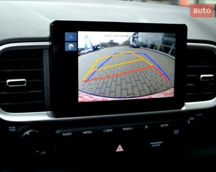 Чорний Хендай Venue, об'ємом двигуна 1.59 л та пробігом 10 тис. км за 18700 $, фото 12 на Automoto.ua