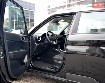 Чорний Хендай Venue, об'ємом двигуна 1.59 л та пробігом 10 тис. км за 18700 $, фото 36 на Automoto.ua