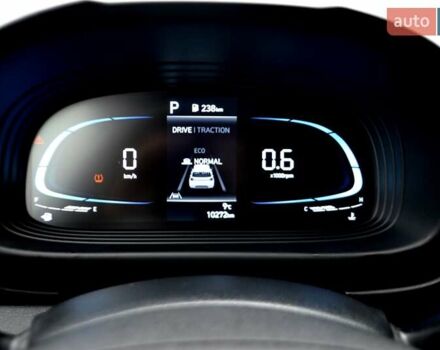 Чорний Хендай Venue, об'ємом двигуна 1.59 л та пробігом 10 тис. км за 18700 $, фото 56 на Automoto.ua