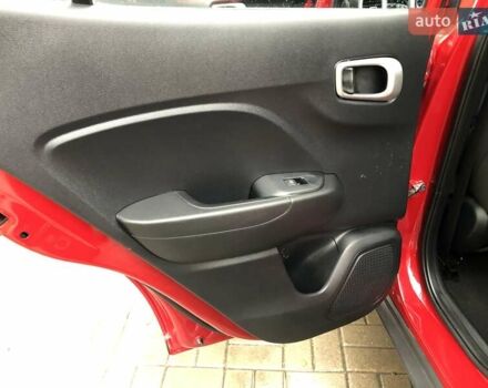 Червоний Хендай Venue, об'ємом двигуна 1.59 л та пробігом 24 тис. км за 16300 $, фото 15 на Automoto.ua