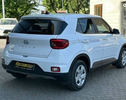 Хендай Venue, об'ємом двигуна 1.6 л та пробігом 32 тис. км за 14999 $, фото 2 на Automoto.ua