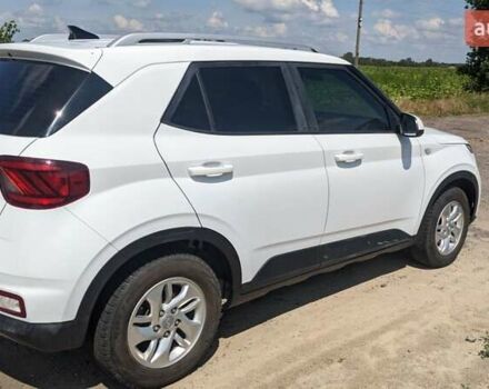 Хендай Venue, об'ємом двигуна 1.6 л та пробігом 66 тис. км за 13100 $, фото 3 на Automoto.ua