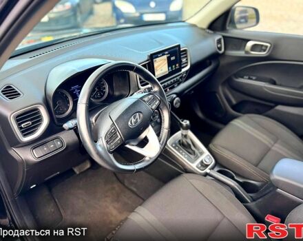 Хендай Venue, об'ємом двигуна 1.6 л та пробігом 147 тис. км за 14400 $, фото 6 на Automoto.ua