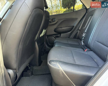 Хендай Venue, об'ємом двигуна 1.6 л та пробігом 35 тис. км за 17000 $, фото 40 на Automoto.ua