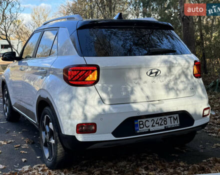 Хендай Venue, об'ємом двигуна 1.6 л та пробігом 35 тис. км за 17000 $, фото 10 на Automoto.ua