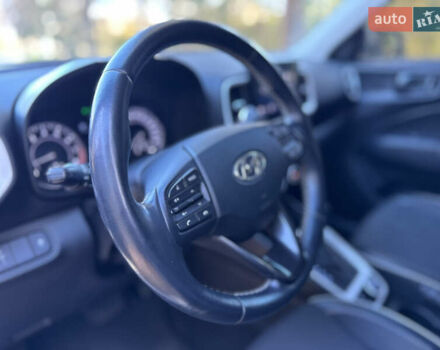 Хендай Venue, об'ємом двигуна 1.6 л та пробігом 35 тис. км за 17000 $, фото 31 на Automoto.ua