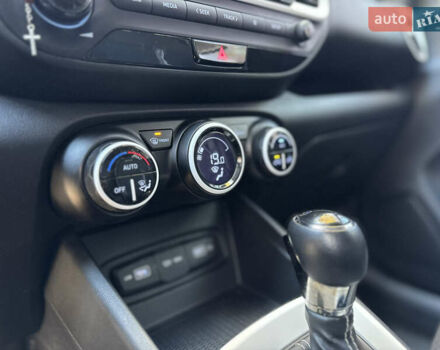 Хендай Venue, об'ємом двигуна 1.6 л та пробігом 35 тис. км за 17000 $, фото 37 на Automoto.ua