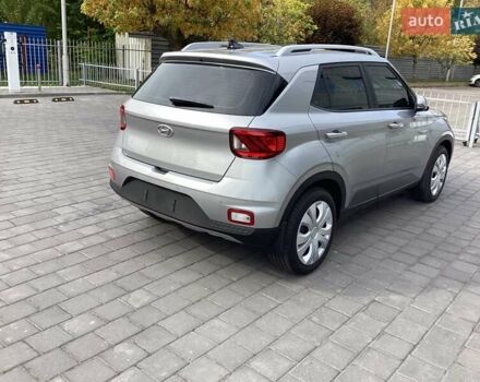 Хендай Venue, объемом двигателя 1.6 л и пробегом 4 тыс. км за 22656 $, фото 3 на Automoto.ua