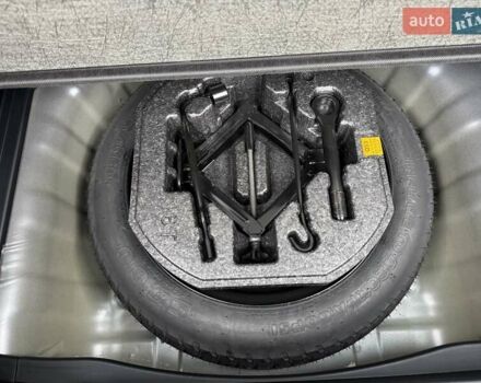 Серый Хендай Venue, объемом двигателя 1.59 л и пробегом 57 тыс. км за 14900 $, фото 18 на Automoto.ua