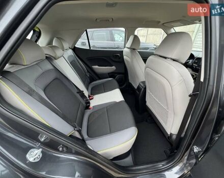 Серый Хендай Venue, объемом двигателя 1.59 л и пробегом 57 тыс. км за 14900 $, фото 26 на Automoto.ua