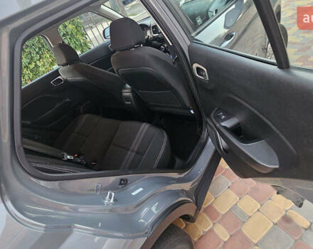 Серый Хендай Venue, объемом двигателя 1.59 л и пробегом 119 тыс. км за 14499 $, фото 17 на Automoto.ua