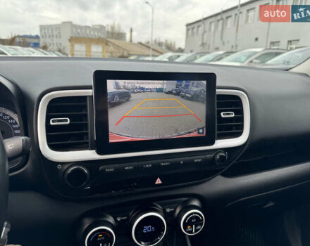 Серый Хендай Venue, объемом двигателя 1.6 л и пробегом 38 тыс. км за 17900 $, фото 16 на Automoto.ua