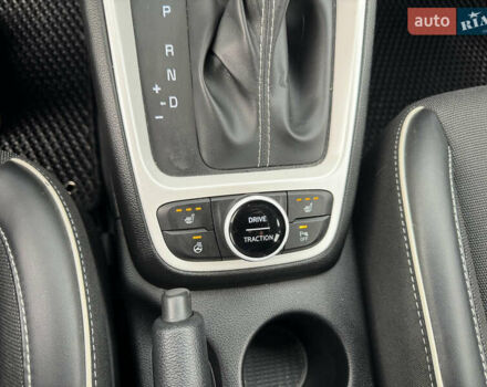 Серый Хендай Venue, объемом двигателя 1.6 л и пробегом 38 тыс. км за 17900 $, фото 10 на Automoto.ua