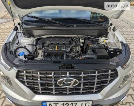 Серый Хендай Venue, объемом двигателя 1.59 л и пробегом 47 тыс. км за 15650 $, фото 18 на Automoto.ua