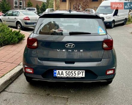 Сірий Хендай Venue, об'ємом двигуна 1.6 л та пробігом 12 тис. км за 20000 $, фото 3 на Automoto.ua