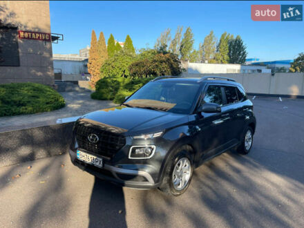 Сірий Хендай Venue, об'ємом двигуна 1.6 л та пробігом 58 тис. км за 16999 $, фото 1 на Automoto.ua