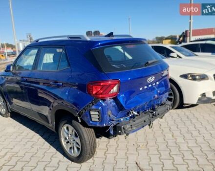 Синий Хендай Venue, объемом двигателя 1.59 л и пробегом 99 тыс. км за 10800 $, фото 3 на Automoto.ua