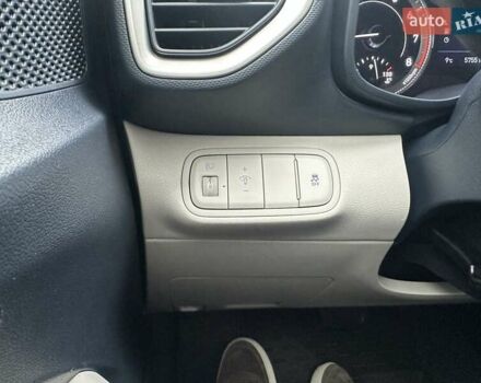 Синій Хендай Venue, об'ємом двигуна 1.59 л та пробігом 57 тис. км за 17961 $, фото 32 на Automoto.ua