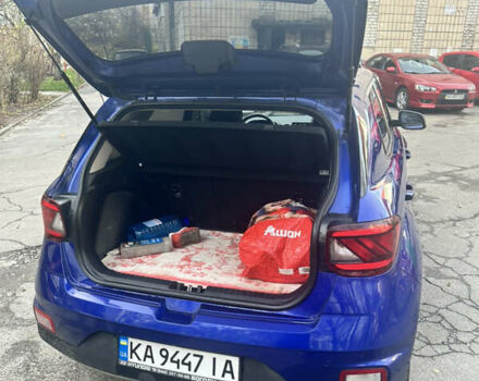 Синий Хендай Venue, объемом двигателя 1.59 л и пробегом 26 тыс. км за 18000 $, фото 5 на Automoto.ua