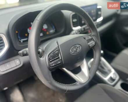 Синій Хендай Venue, об'ємом двигуна 1.5 л та пробігом 56 тис. км за 15900 $, фото 22 на Automoto.ua