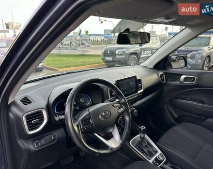 Синій Хендай Venue, об'ємом двигуна 1.59 л та пробігом 10 тис. км за 20500 $, фото 19 на Automoto.ua
