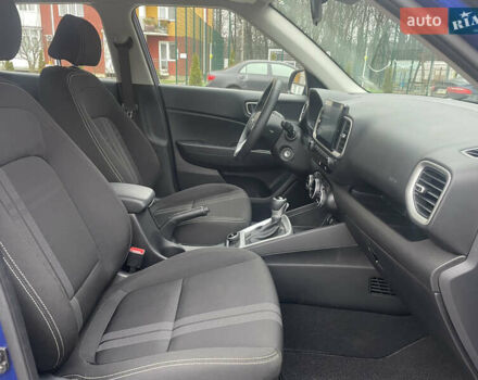 Синій Хендай Venue, об'ємом двигуна 1.5 л та пробігом 56 тис. км за 15900 $, фото 10 на Automoto.ua