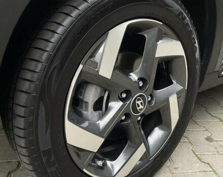 Синий Хендай Venue, объемом двигателя 1.59 л и пробегом 47 тыс. км за 19000 $, фото 6 на Automoto.ua