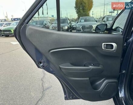 Синій Хендай Venue, об'ємом двигуна 1.59 л та пробігом 10 тис. км за 20500 $, фото 34 на Automoto.ua