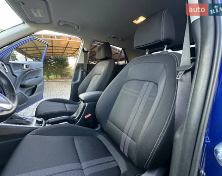 Синий Хендай Venue, объемом двигателя 1.59 л и пробегом 9 тыс. км за 20500 $, фото 52 на Automoto.ua