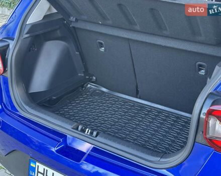 Синий Хендай Venue, объемом двигателя 1.59 л и пробегом 9 тыс. км за 20500 $, фото 26 на Automoto.ua