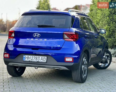 Синий Хендай Venue, объемом двигателя 1.59 л и пробегом 9 тыс. км за 20500 $, фото 2 на Automoto.ua