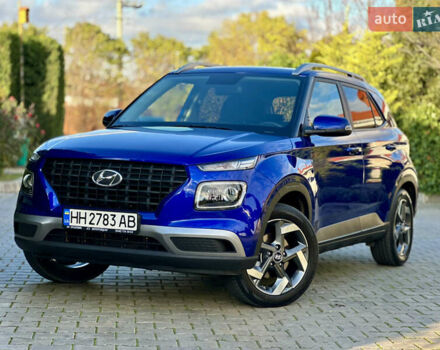 Синий Хендай Venue, объемом двигателя 1.59 л и пробегом 9 тыс. км за 20500 $, фото 1 на Automoto.ua