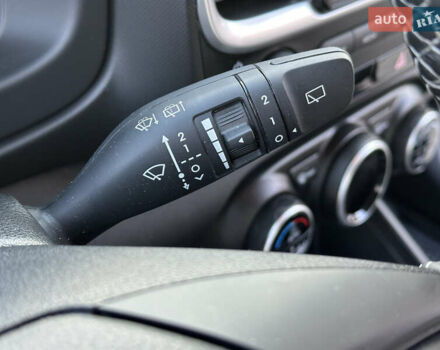 Синий Хендай Venue, объемом двигателя 1.59 л и пробегом 9 тыс. км за 20500 $, фото 66 на Automoto.ua