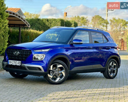 Синий Хендай Venue, объемом двигателя 1.59 л и пробегом 9 тыс. км за 20500 $, фото 7 на Automoto.ua