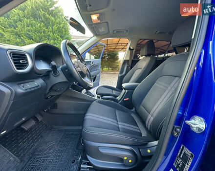 Синий Хендай Venue, объемом двигателя 1.59 л и пробегом 9 тыс. км за 20500 $, фото 51 на Automoto.ua