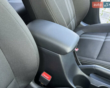 Синий Хендай Venue, объемом двигателя 1.59 л и пробегом 9 тыс. км за 20500 $, фото 40 на Automoto.ua